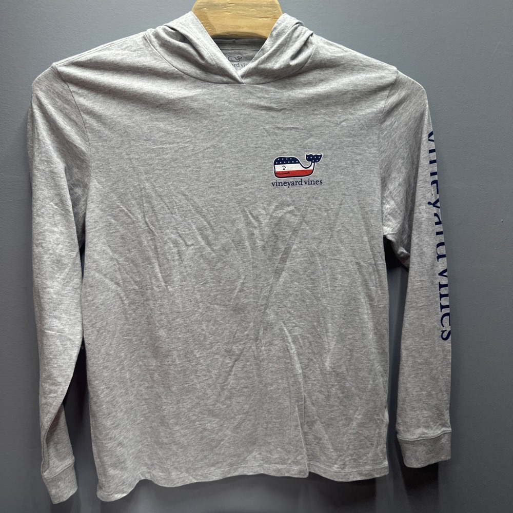 Vineyard Vines Mens Grey Heather Patriotic USA Flag Whale Hoodie T-Shirt M NWT